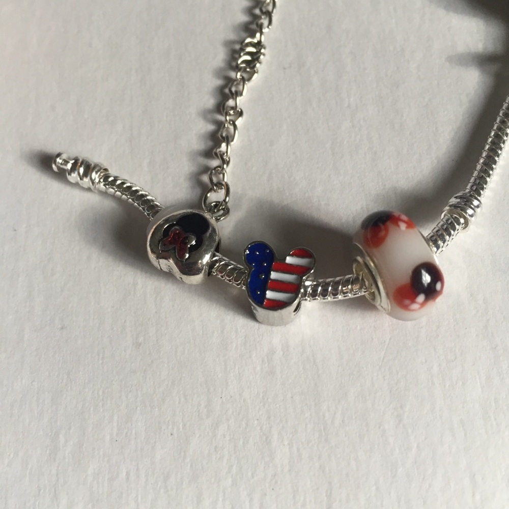 Mickey Mouse Patriotic Charm Bracelet - Picture 4 of 10